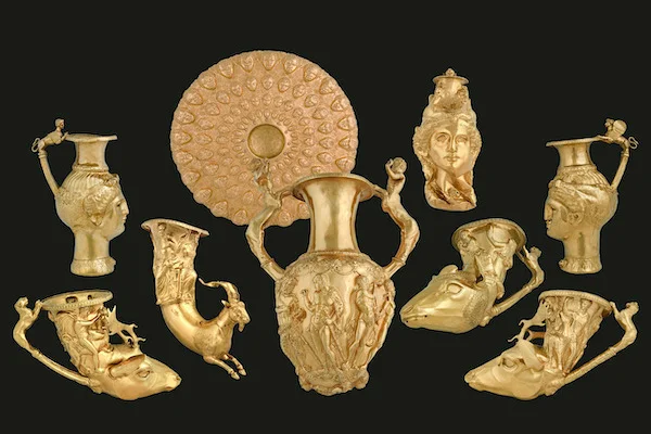 Panagyurishte Treasure © Todor Dimitrov, National Museum of History, Bulgaria Panagyurishte Treasure © Todor Dimitrov, National Museum of History, Bulgaria